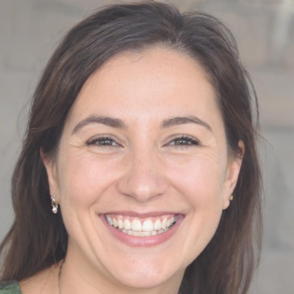 Sarah Matthews, Founder & Lead Coach
